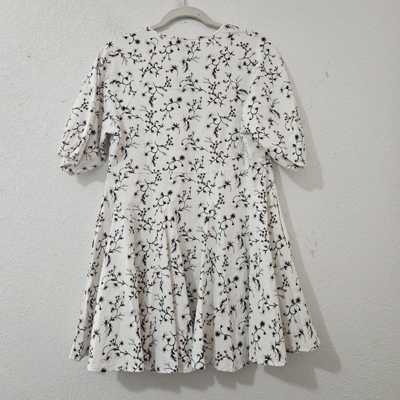 Universal Thread Mini Dress - Picture 4 of 7